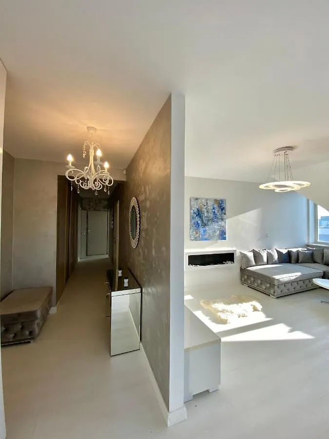 Penthouse 2 Bedroom Designer Apartment Warschau